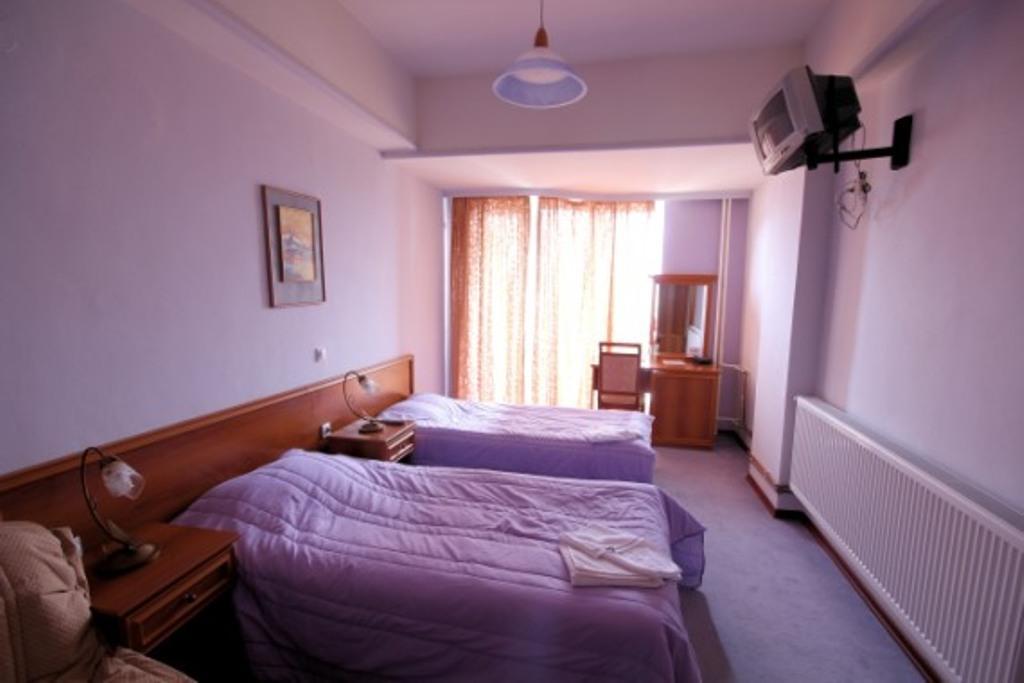 Hotel Montana Palace Krusevo Exterior photo